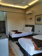 Rezeiky Hotel And Camp Luxor