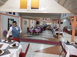 Rezeiky Hotel And Camp Luxor