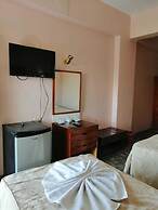 Rezeiky Hotel And Camp Luxor