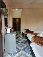 Rezeiky Hotel And Camp Luxor