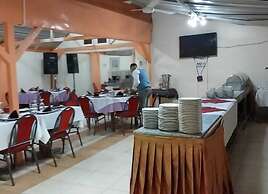 Rezeiky Hotel And Camp Luxor