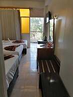 Rezeiky Hotel And Camp Luxor