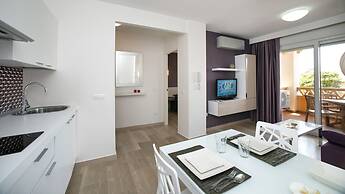 Apartamentos Leo Canela