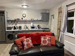 Buttermilk Lodge Guest Accommodation