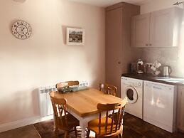 Buttermilk Lodge Guest Accommodation