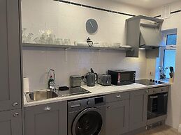 Buttermilk Lodge Guest Accommodation