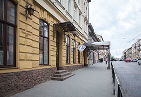 Optima Dworzec Lviv