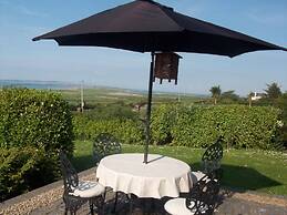 Shores Country House Bed & Breakfast