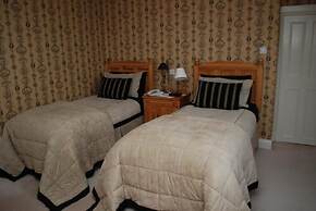 Shores Country House Bed & Breakfast