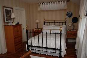 Shores Country House Bed & Breakfast