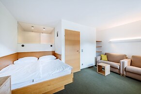 Harmls Aparthotel