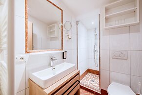 Harmls Aparthotel