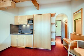 Harmls Aparthotel