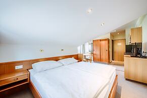 Harmls Aparthotel