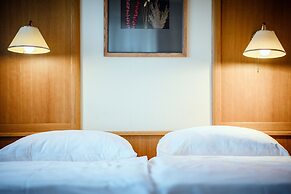 Harmls Aparthotel