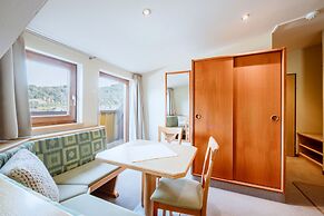 Harmls Aparthotel
