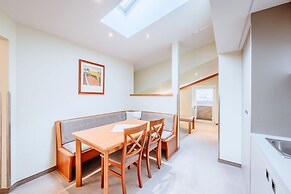 Harmls Aparthotel
