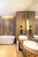 Hyatt Regency Pune & Residences