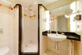 ROBINSON ÇAMYUVA Adults Only- All Inclusive