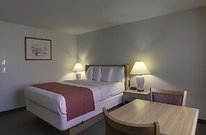 Aladdin Inn & Suites