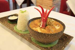 Mekong Angkor Palace Hotel