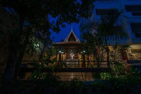 Mekong Angkor Palace Hotel