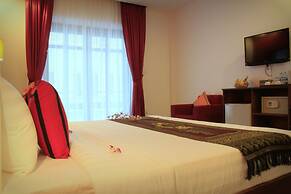 Mekong Angkor Palace Hotel