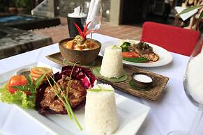 Mekong Angkor Palace Hotel