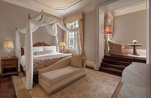 Waldorf Astoria Shanghai on the Bund