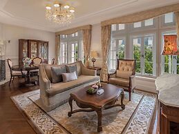 Waldorf Astoria Shanghai on the Bund