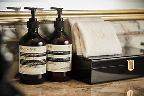 Waldorf Astoria Shanghai on the Bund