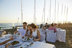 ROBINSON PAMFILYA - All Inclusive