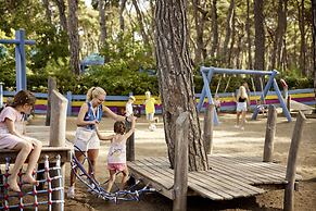 ROBINSON PAMFILYA - All Inclusive