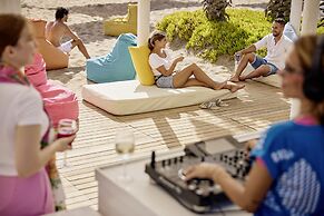 ROBINSON PAMFILYA - All Inclusive