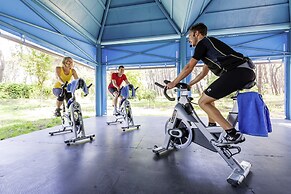 ROBINSON PAMFILYA - All Inclusive