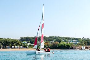 ROBINSON PAMFILYA - All Inclusive