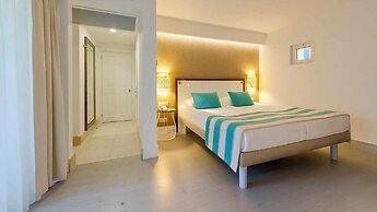 ROBINSON PAMFILYA - All Inclusive