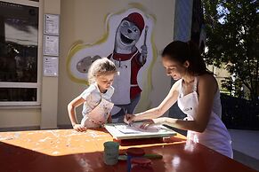 ROBINSON PAMFILYA - All Inclusive