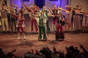 ROBINSON PAMFILYA - All Inclusive