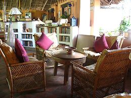 Kinasi Lodge