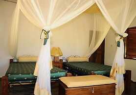 Kinasi Lodge
