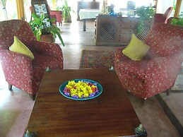 Kinasi Lodge