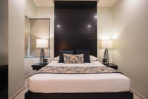 AR Suites Fontana Bay