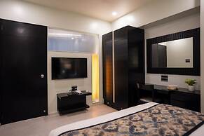 AR Suites Fontana Bay