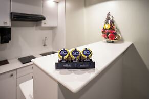 AR Suites Fontana Bay