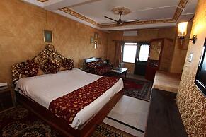 WelcomHeritage Grace Hotel