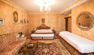 WelcomHeritage Grace Hotel