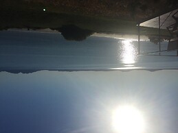 Swansea Beach Chalets