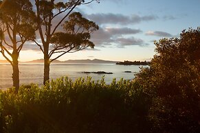 Swansea Beach Chalets