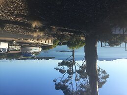 Swansea Beach Chalets